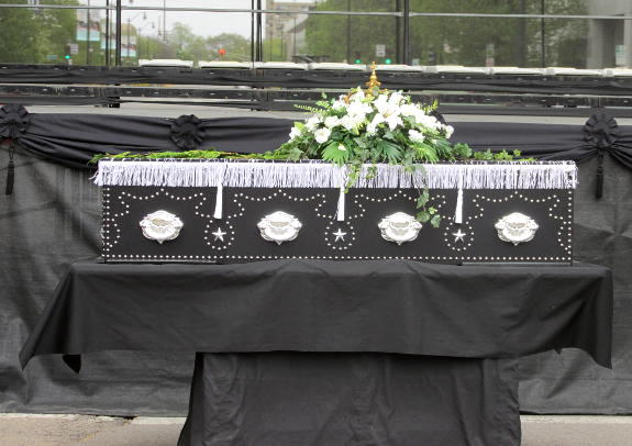 The replica coffin at the Lincoln Funeral 2015