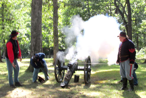 A Company M crew fires the Filley gun during the Folklife Festival at the Greentree Festival in Kirkwood, MO, September 17-18, 2016.